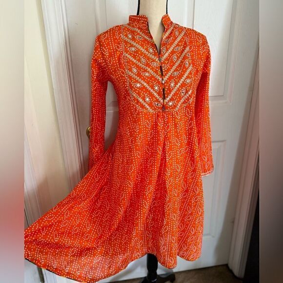 CHINYERE PAKISTANI AUTHENTIC DESIGNER DRESS KURTA
NARANJI CHUNRI - Picture 5 of 8